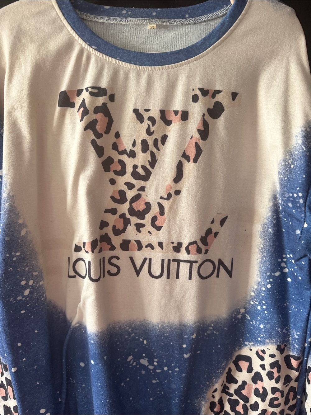 Louis Vuitton Blue & Cream Leopard Logo Kids Sweatshirt - Picture 2 of 3